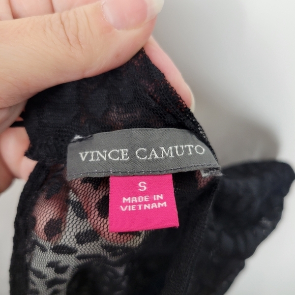 NWT Vince Camuto Mock Neck Long Sleeve Mesh Leopard Print Top in Black - Picture 15 of 16